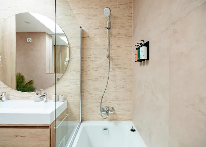 Elma 2 - Piata Romana * Bucareste