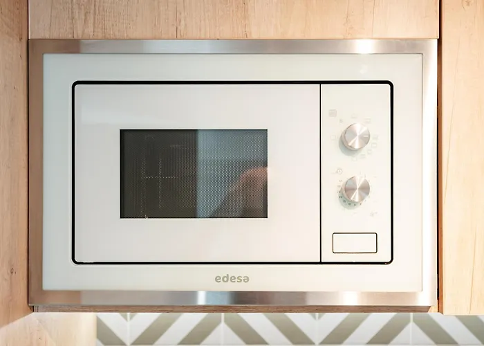 Elma 2 - Piata Romana Bucareste