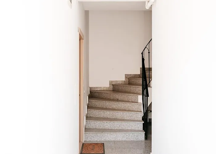 Elma 2 - Downtown Piata Romana